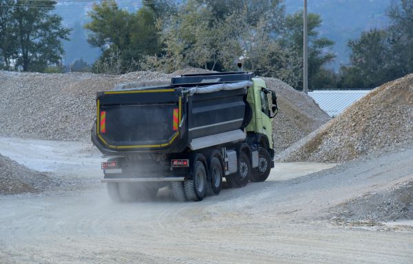 Gravel Delivery Service in Mill Valley