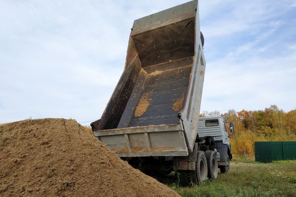 Topsoil Delivery in Mill Valley