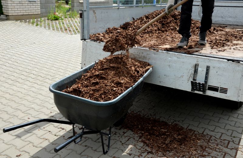 Shredded Mulch Service